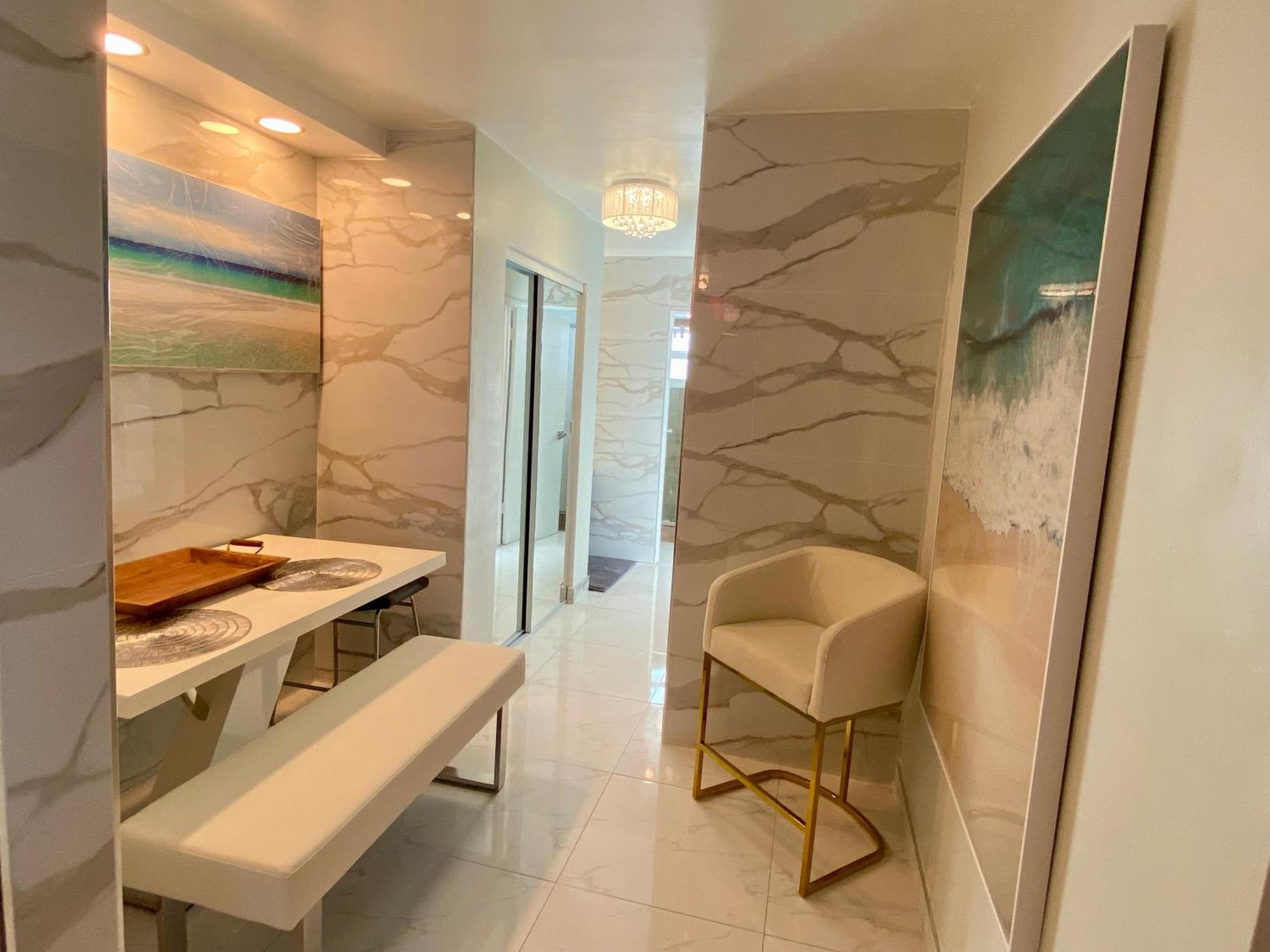Luxurious Remodeled Direct Waterfront Apartment With Miami Skyline View And Outdoor Terrace Free Parking 5Min Drive To Miami Beach Zewnętrze zdjęcie